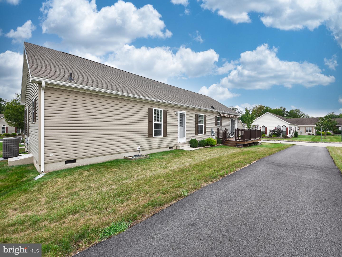 403 AZALEA DRIVE