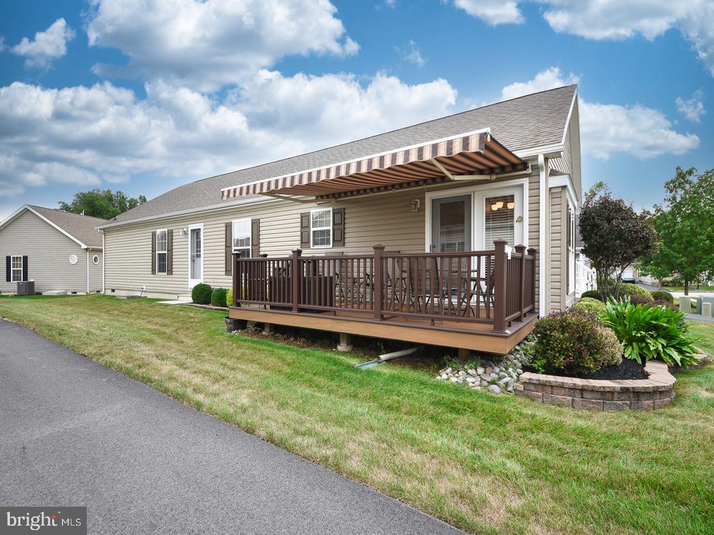 403 AZALEA DRIVE