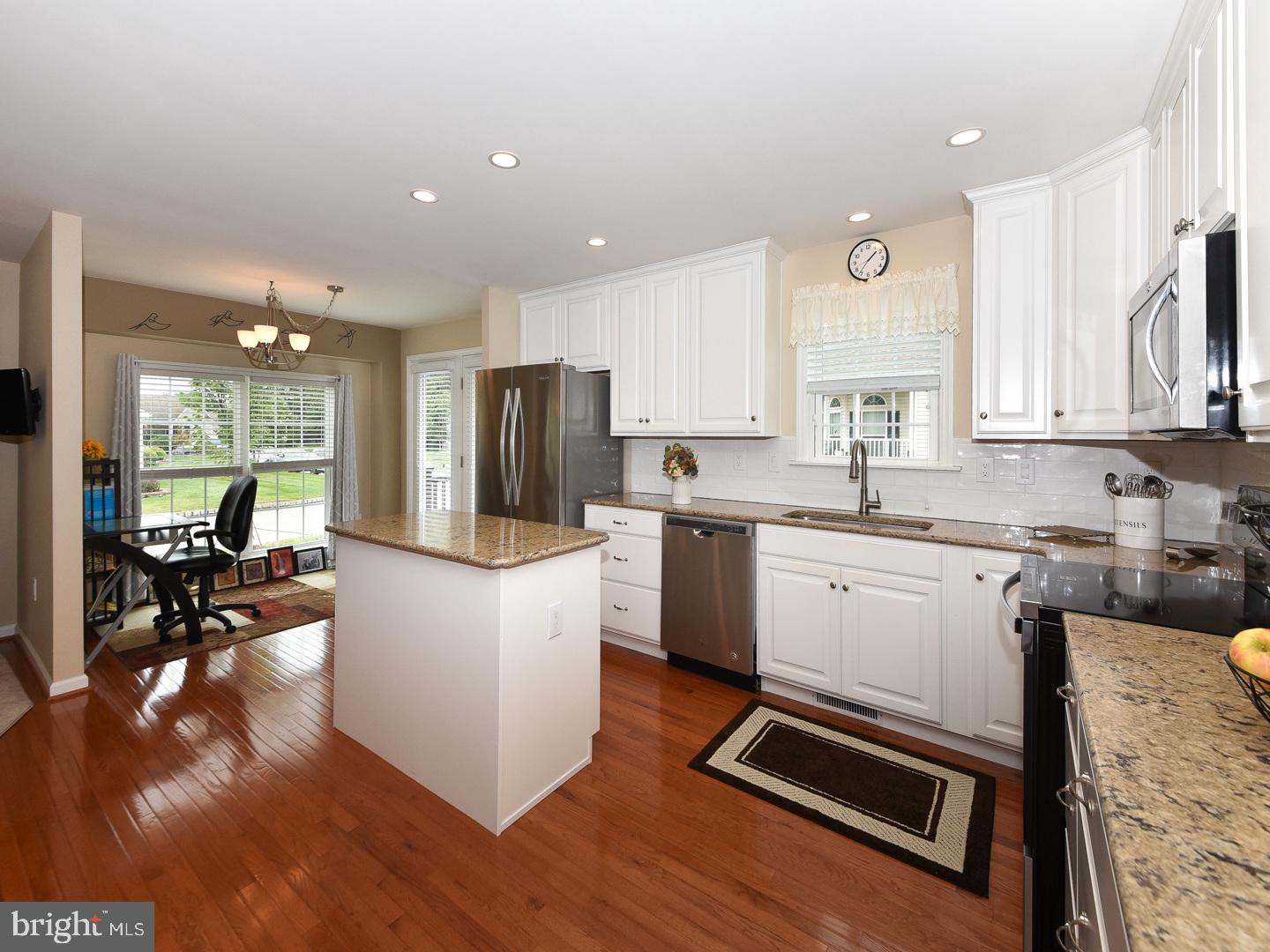 403 AZALEA DRIVE