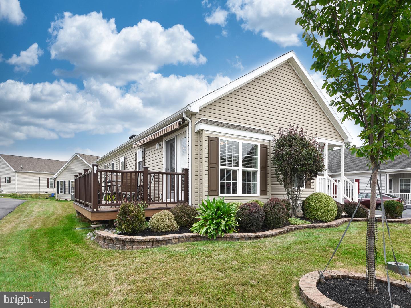 403 AZALEA DRIVE