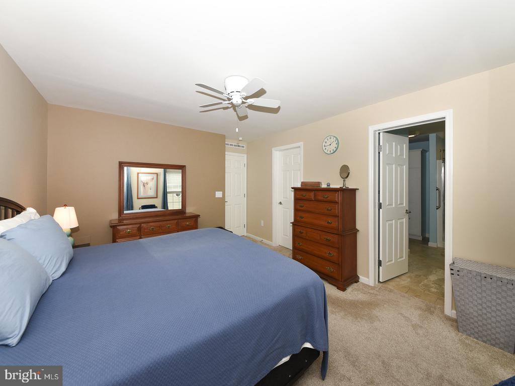 403 AZALEA DRIVE
