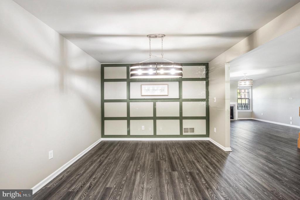 131 GLENEAGLES DRIVE