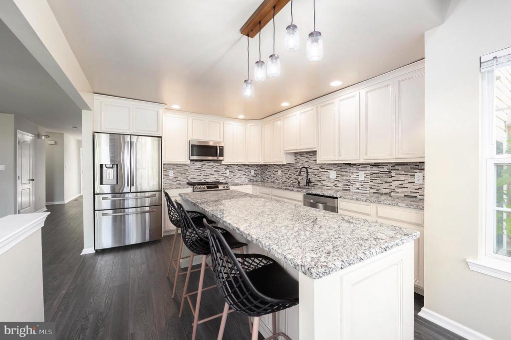 131 GLENEAGLES DRIVE