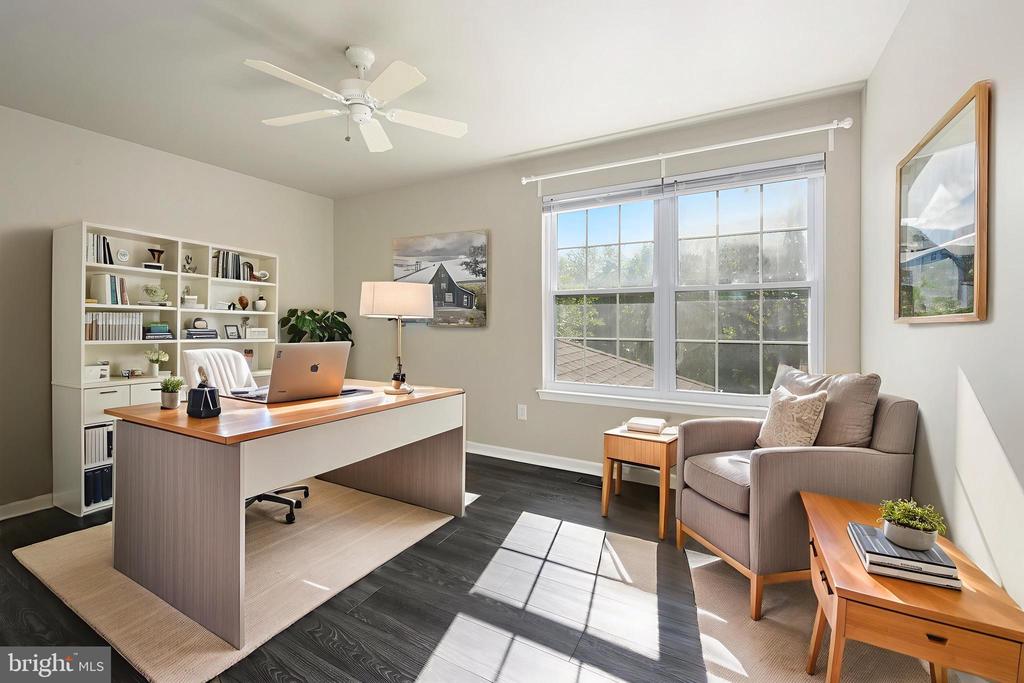 131 GLENEAGLES DRIVE