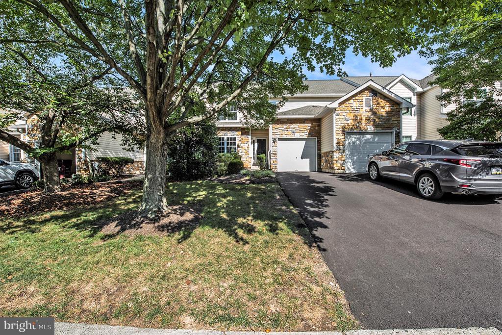 131 GLENEAGLES DRIVE