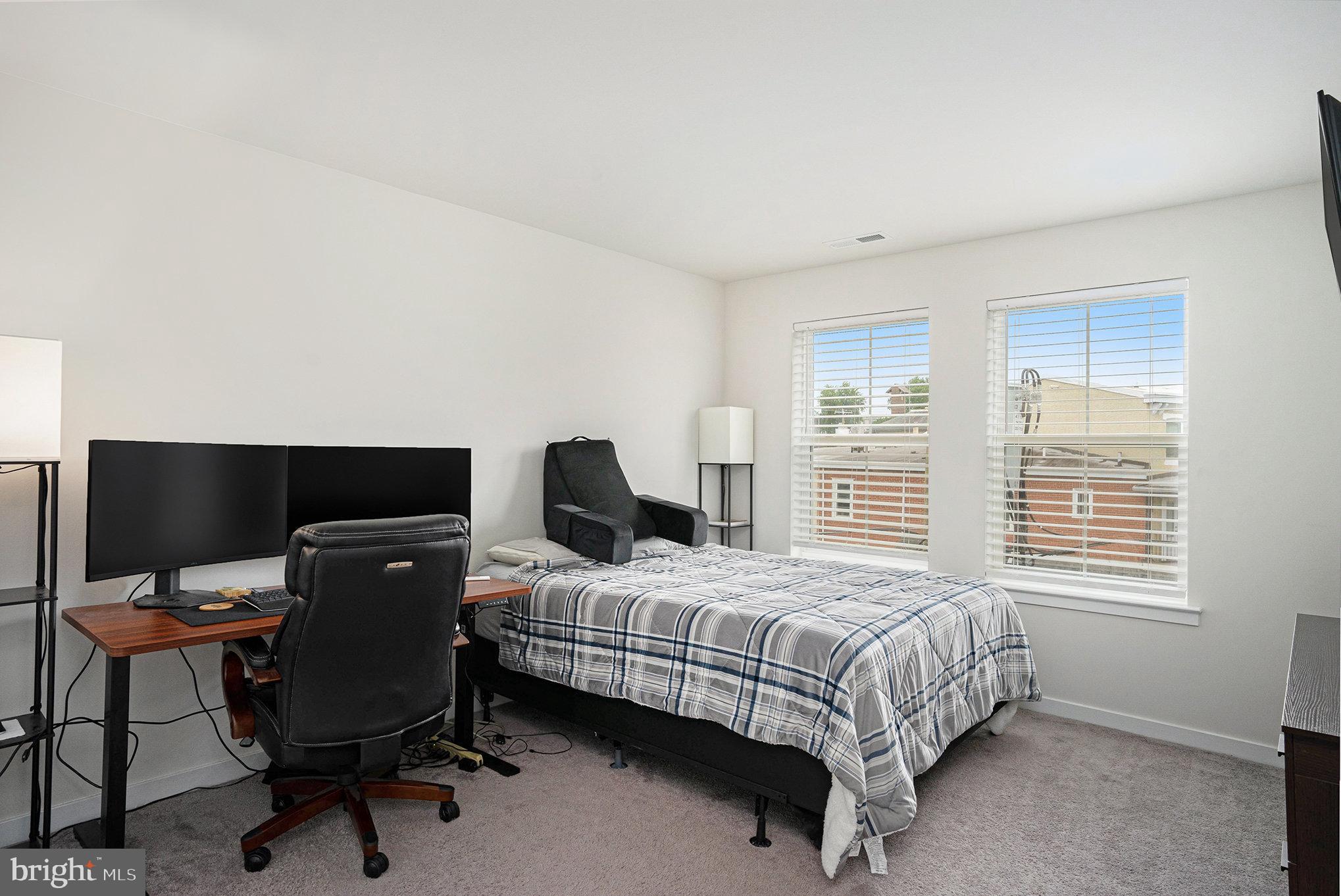 7 FORD STREET A