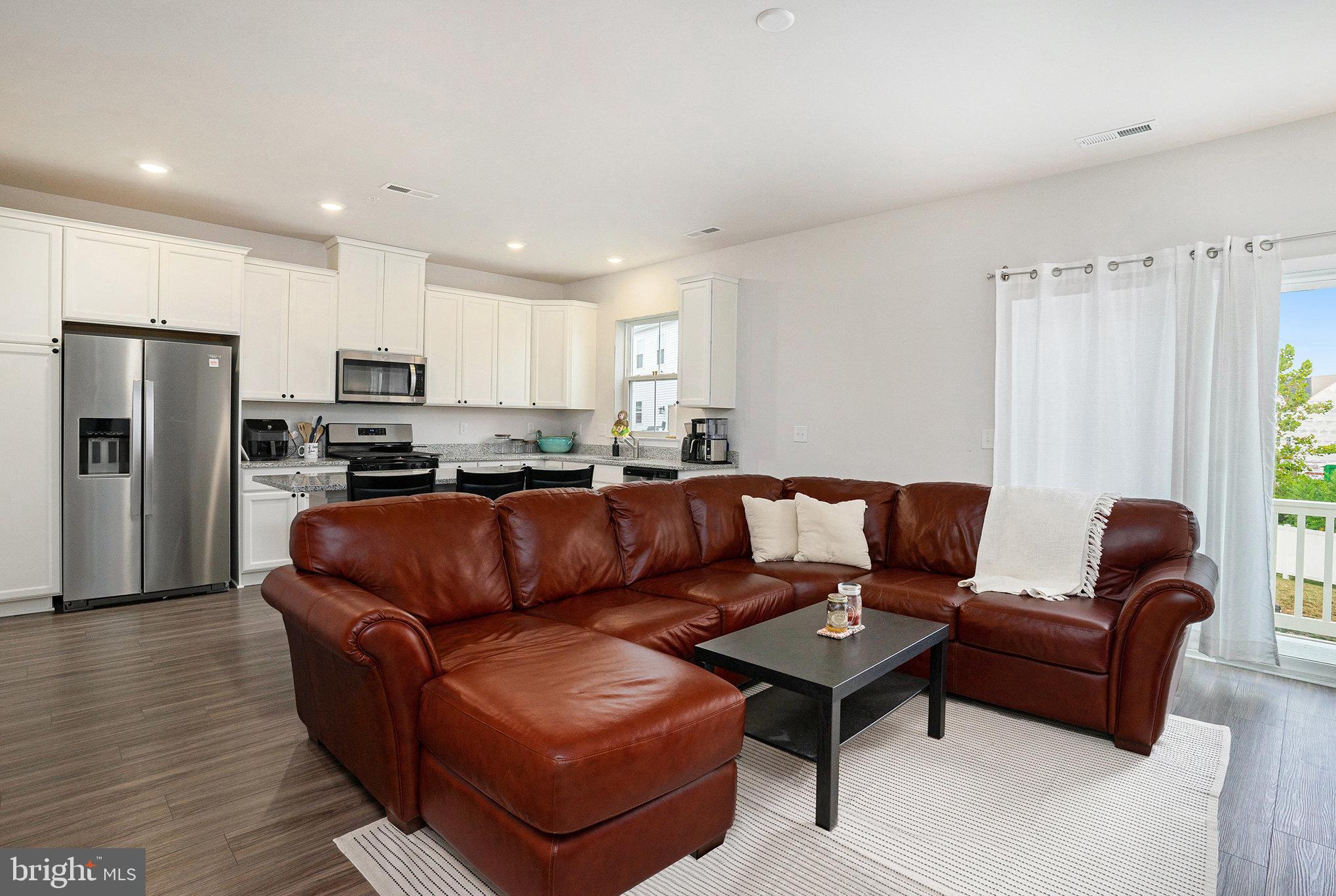 7 FORD STREET A