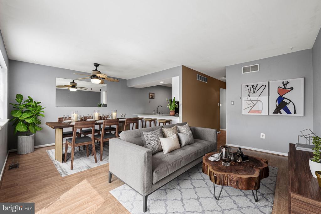 218 PARKVIEW DRIVE