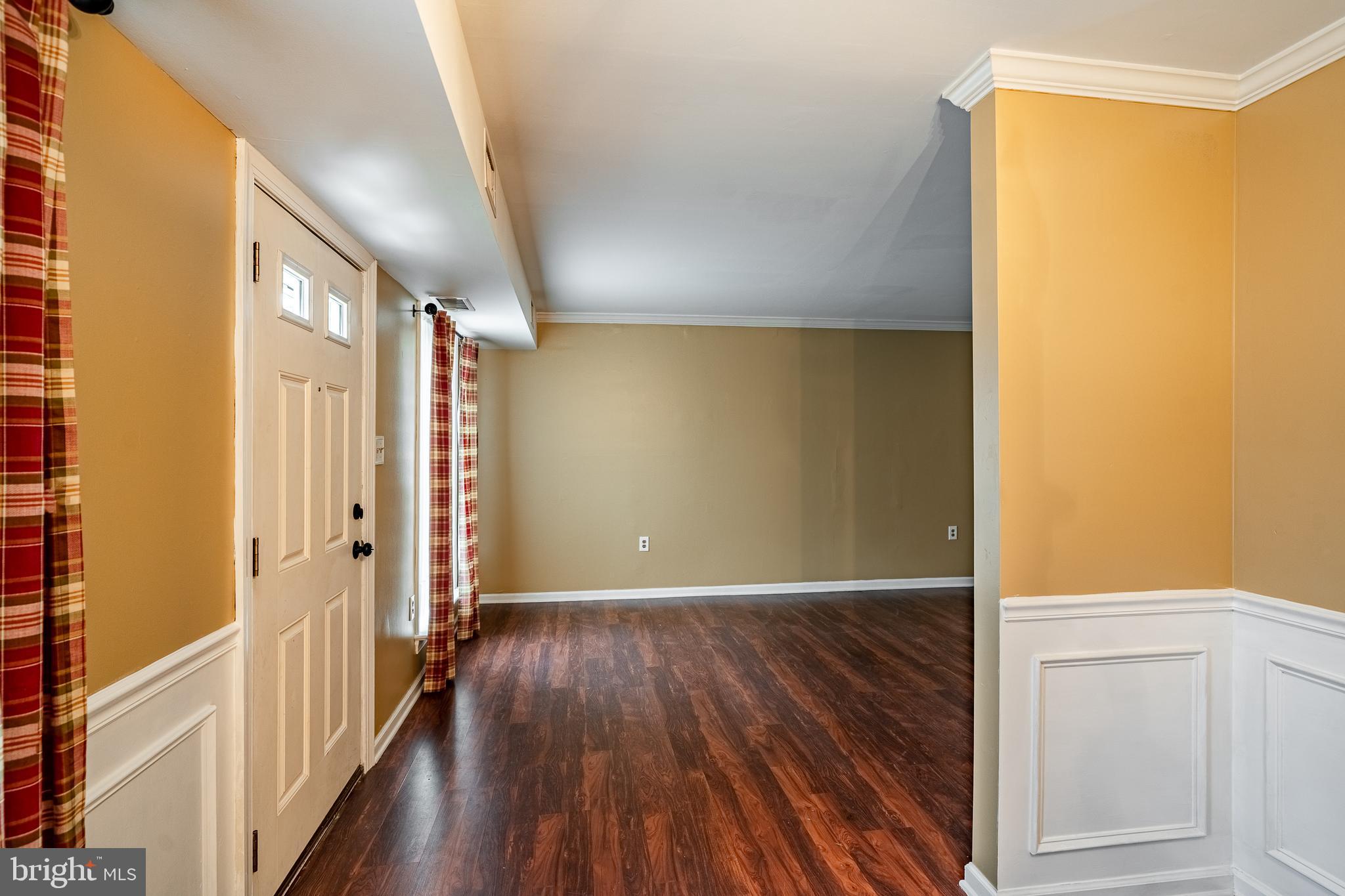 1107 MIDDLETON