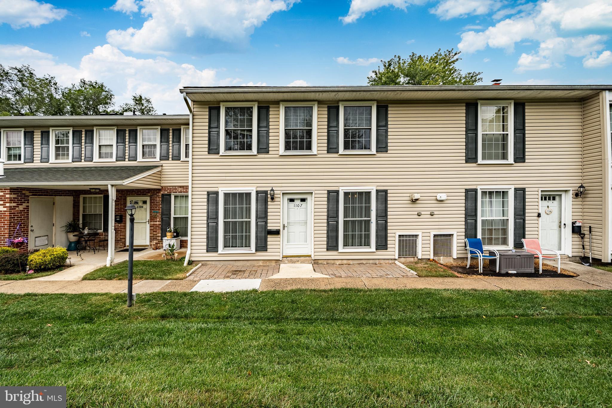 1107 MIDDLETON