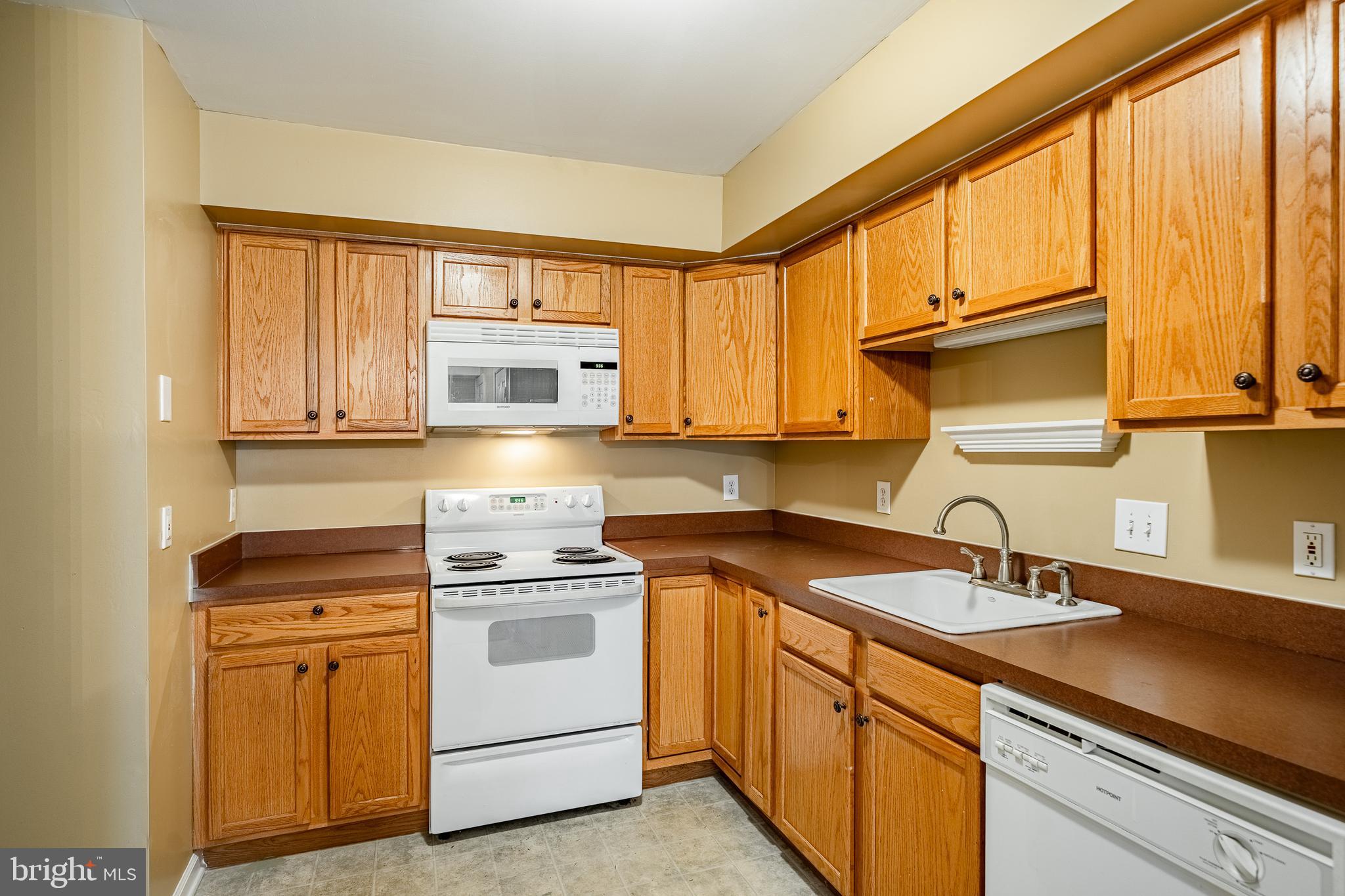 1107 MIDDLETON