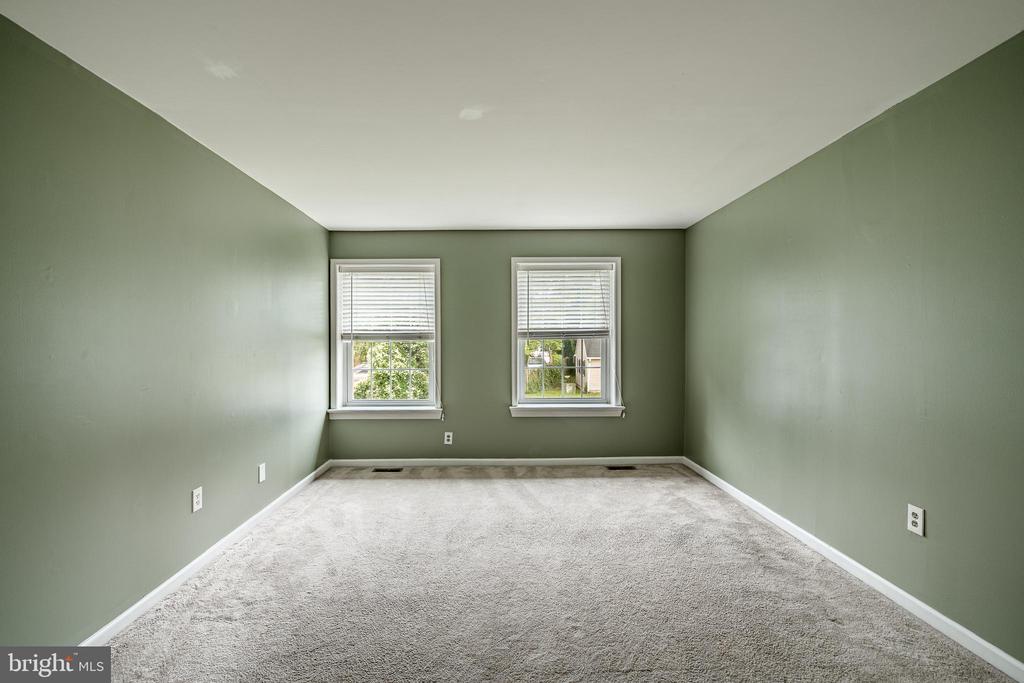 1107 MIDDLETON