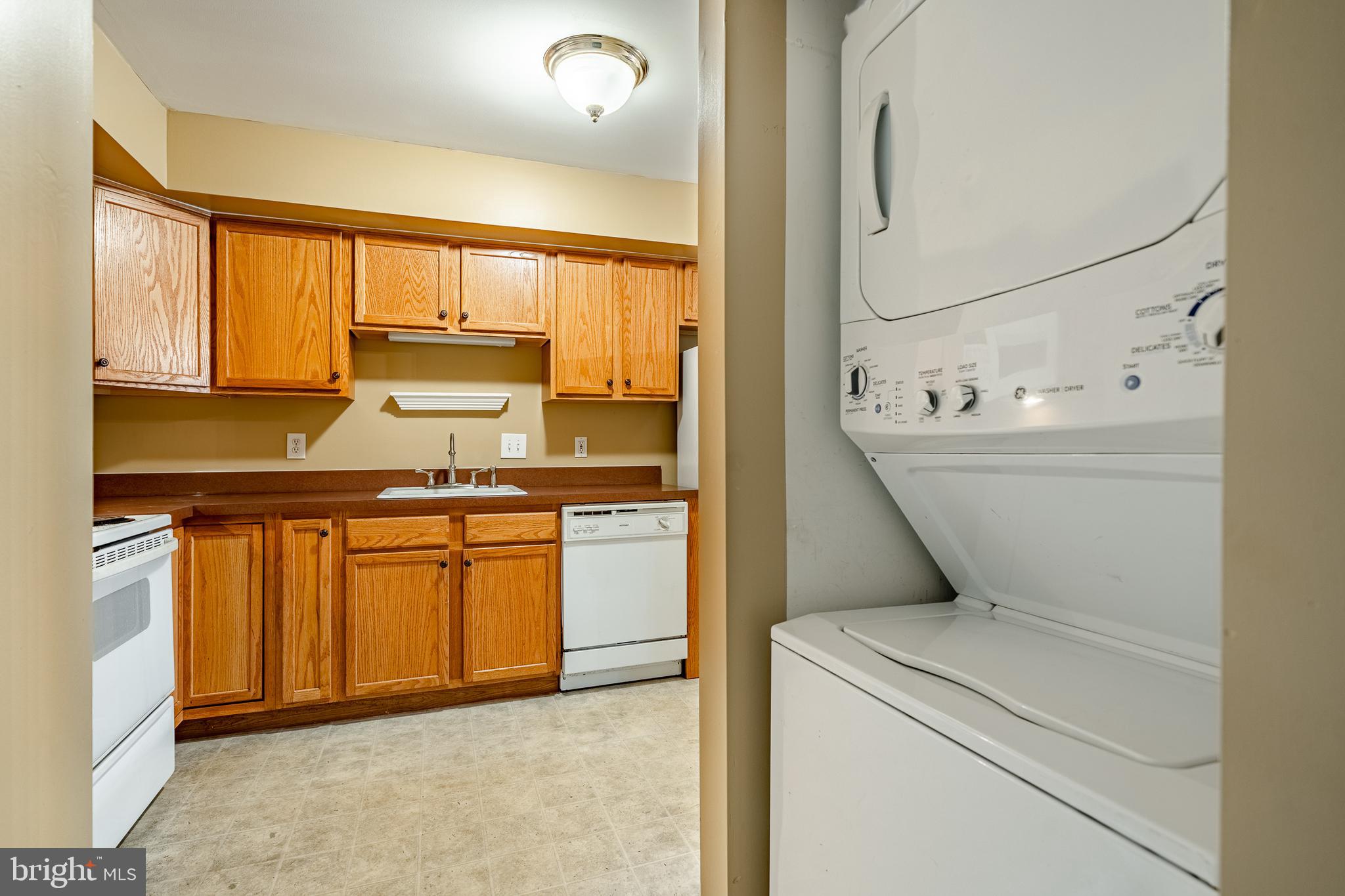 1107 MIDDLETON
