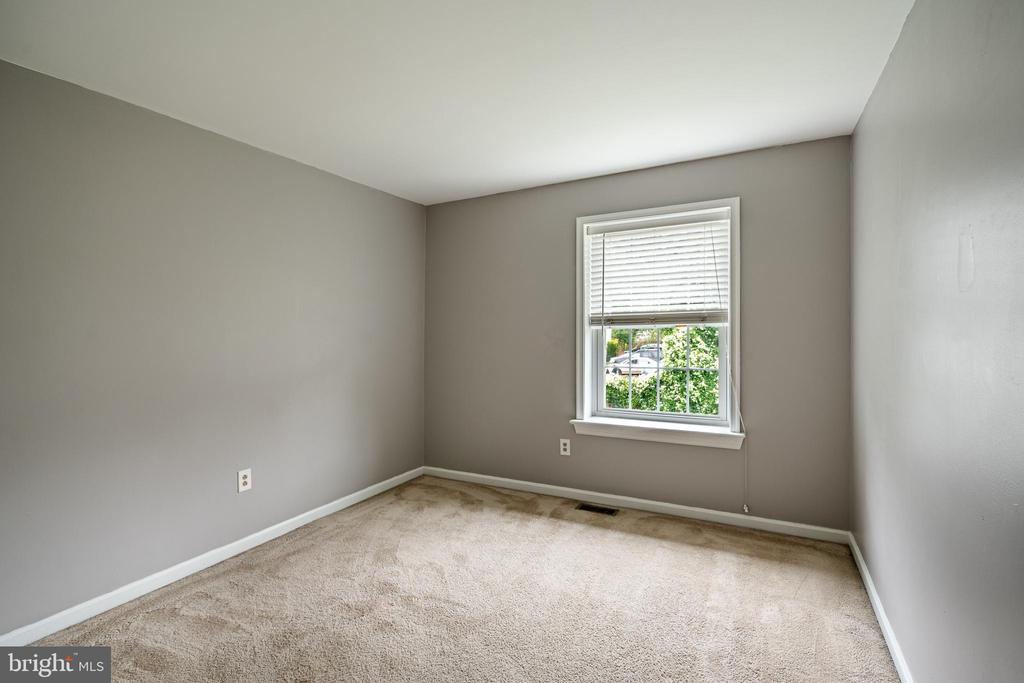 1107 MIDDLETON