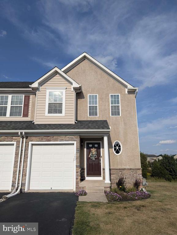 152 FAWN DRIVE