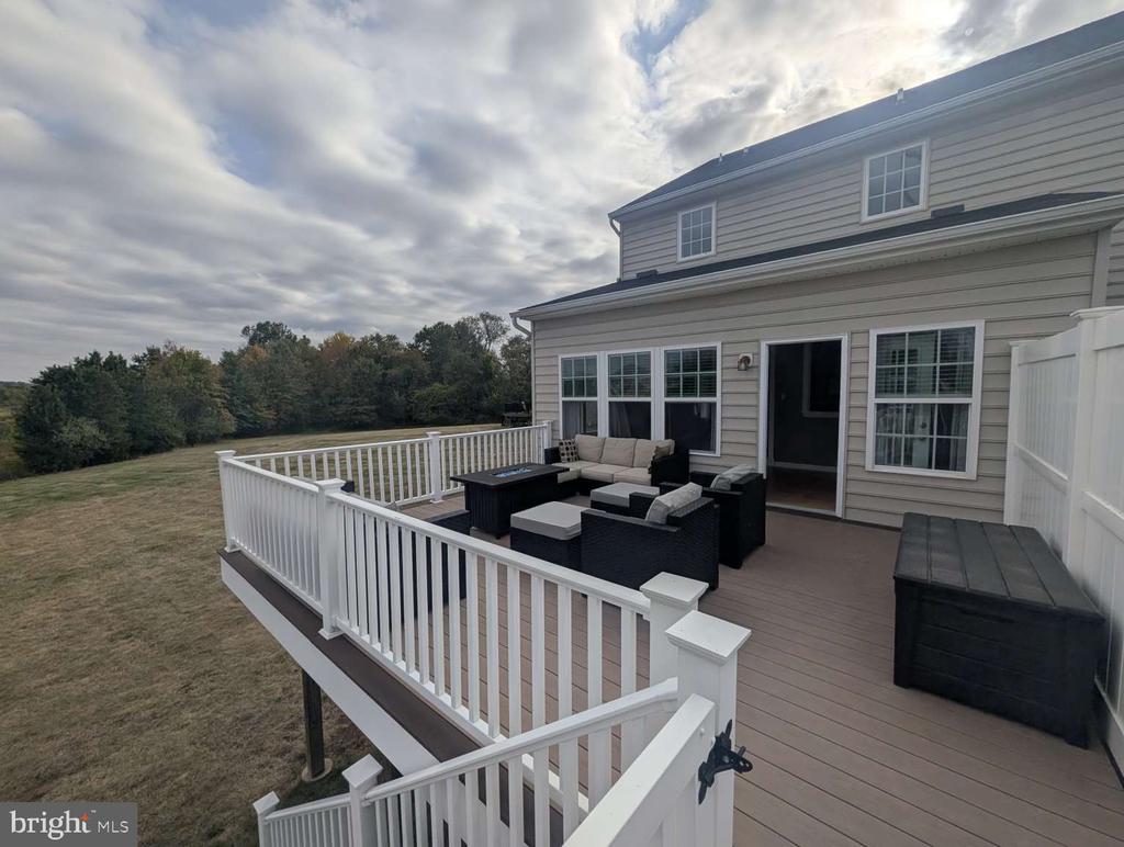 152 FAWN DRIVE
