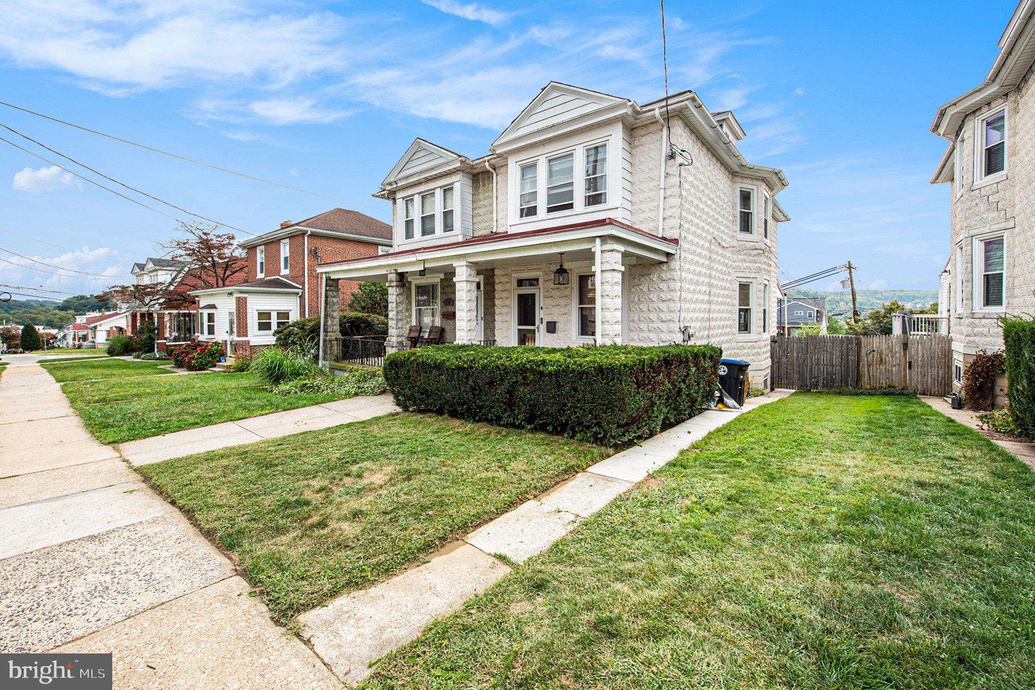 333 E 10TH AVENUE