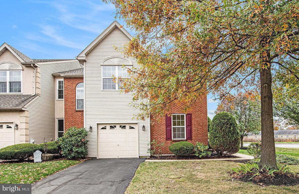 399 HAMILTON DRIVE