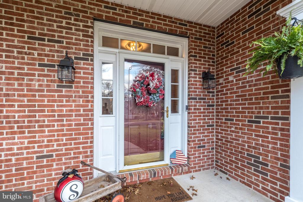 141 WENTWORTH DRIVE