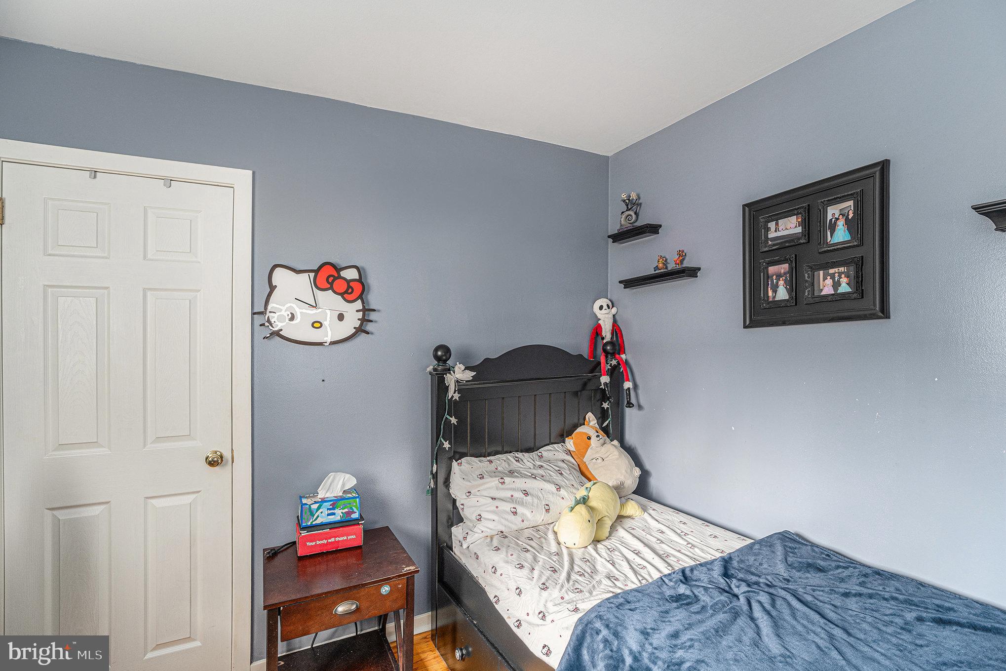 1585 EDGEWOOD AVENUE