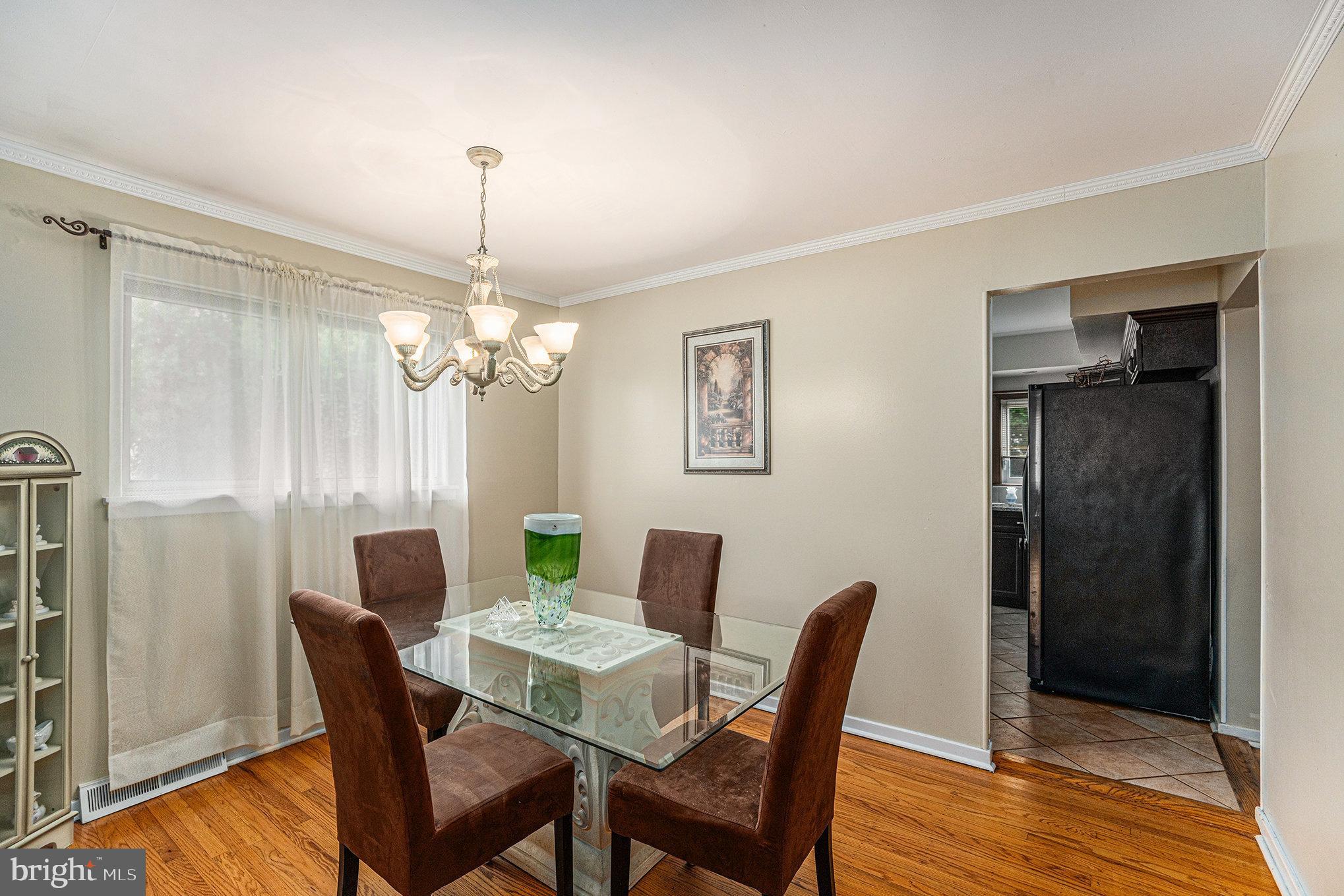 1585 EDGEWOOD AVENUE