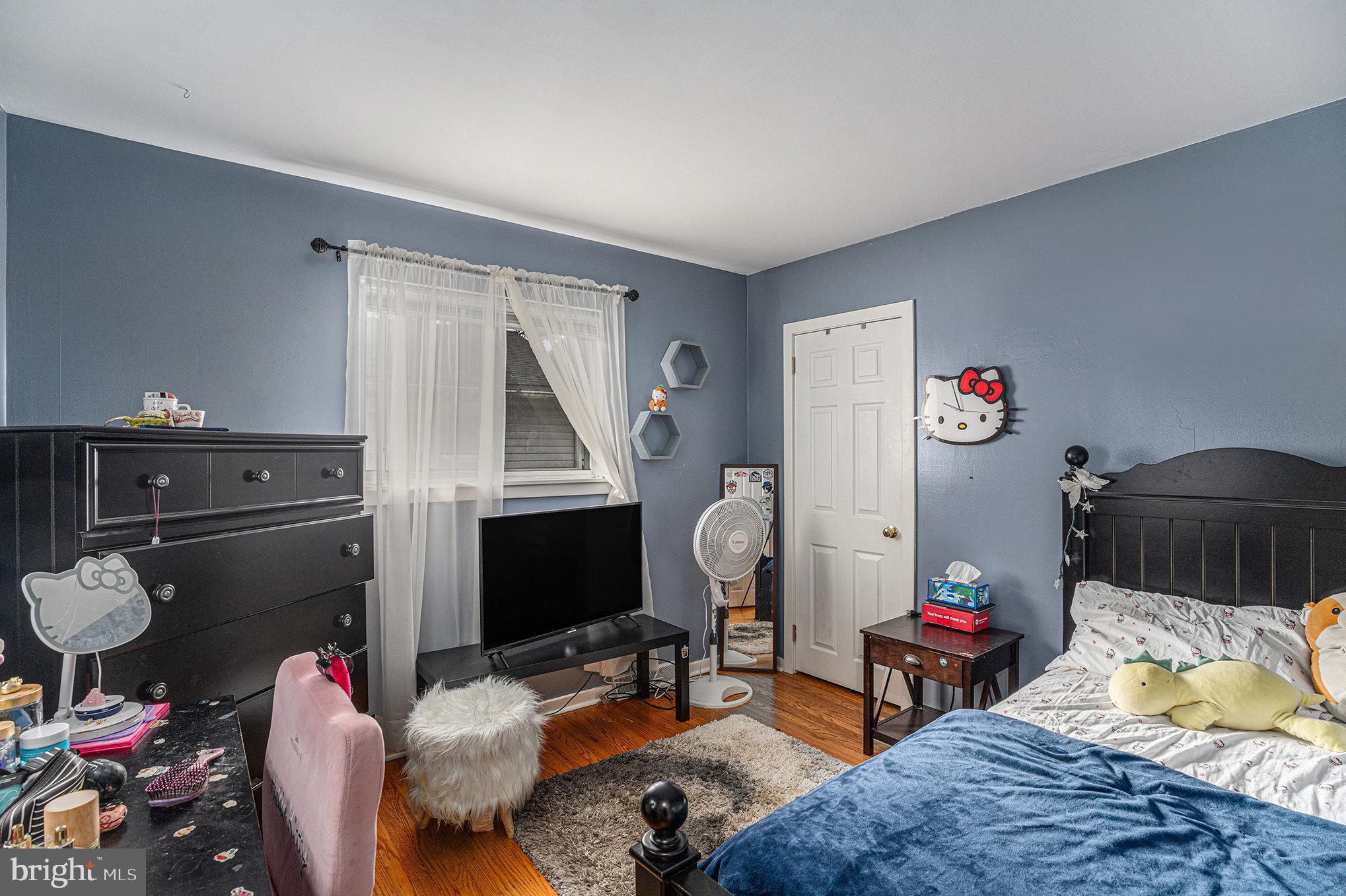 1585 EDGEWOOD AVENUE