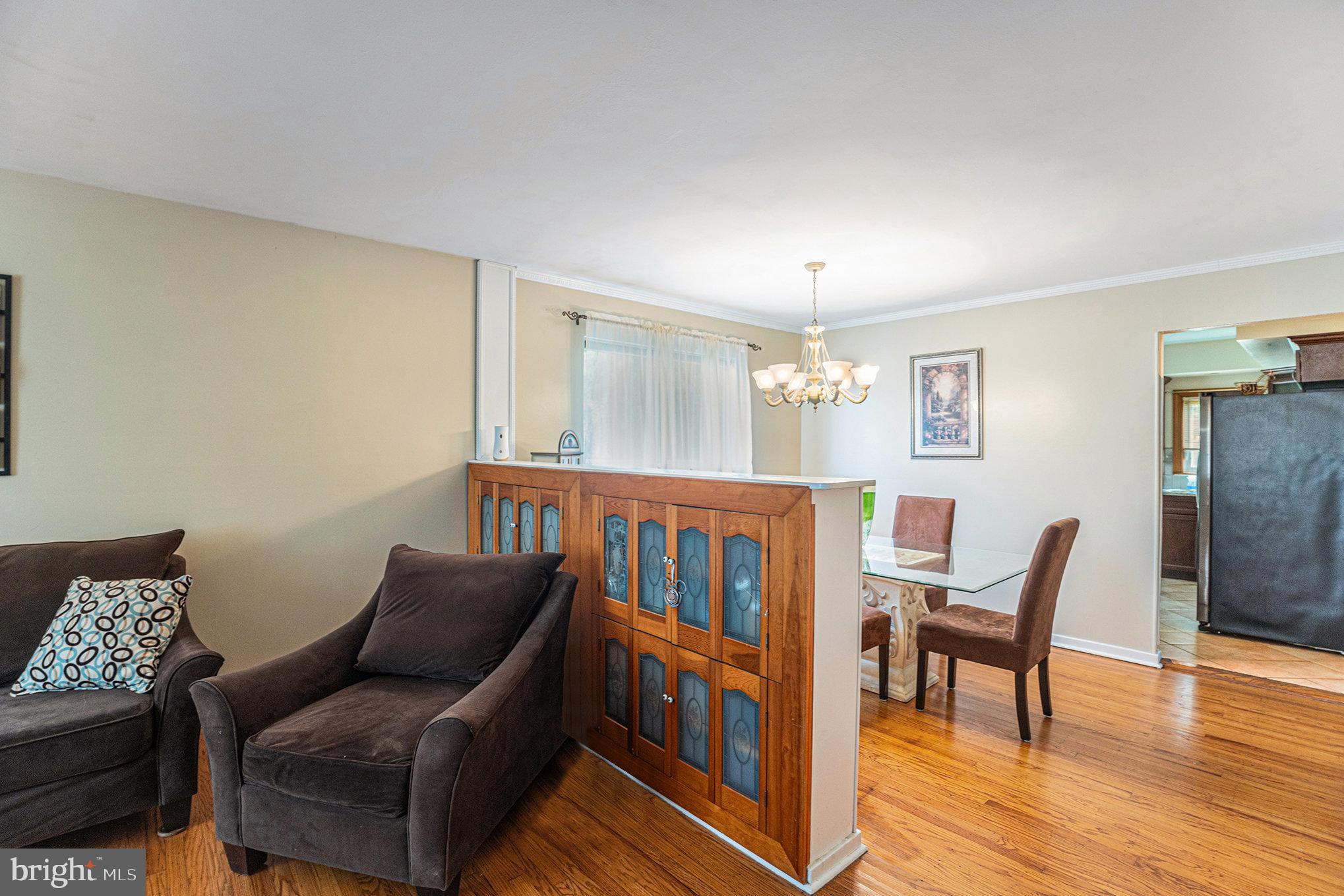 1585 EDGEWOOD AVENUE