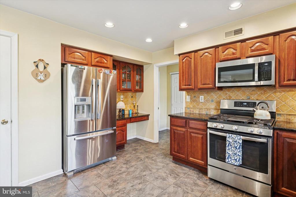 14 VILLA DRIVE