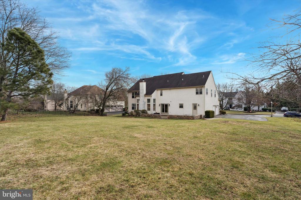 14 VILLA DRIVE