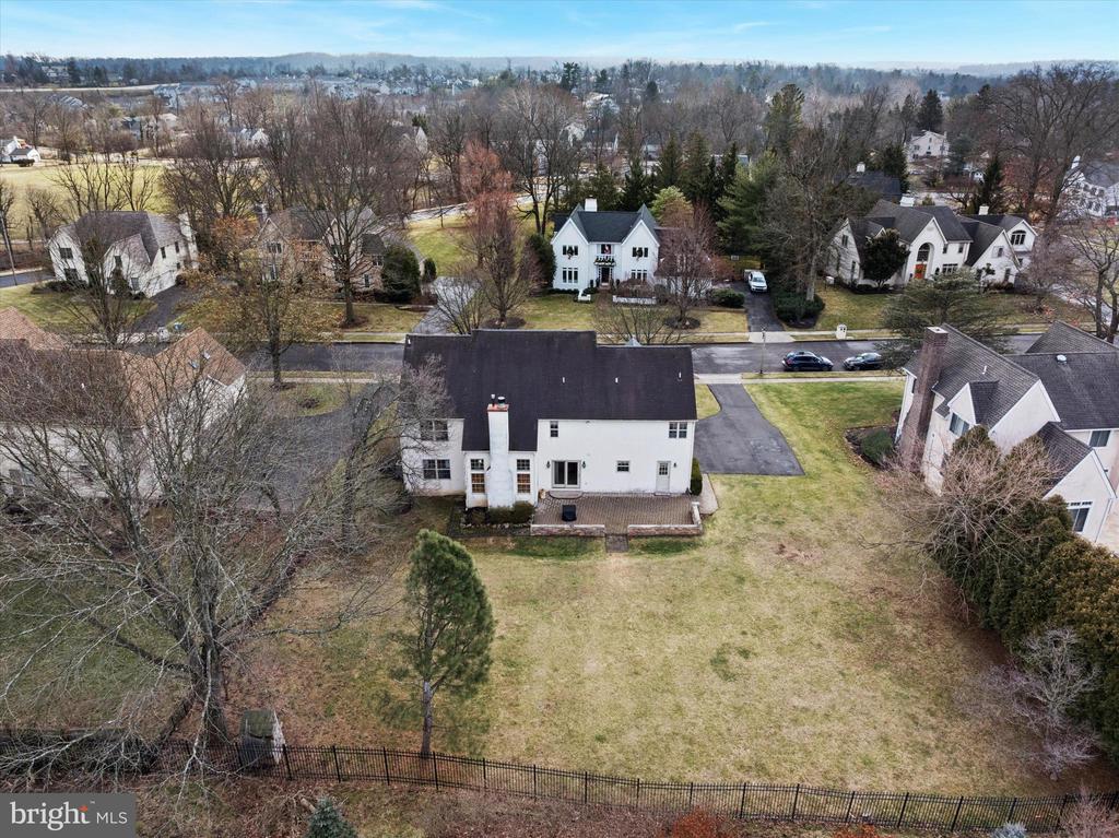 14 VILLA DRIVE