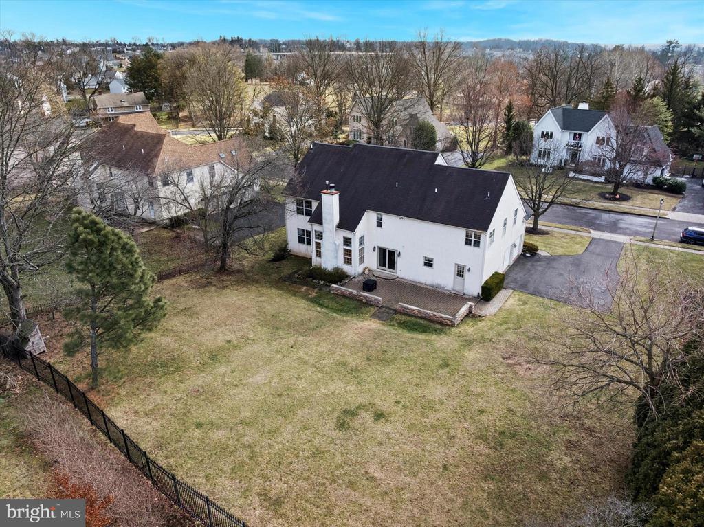 14 VILLA DRIVE