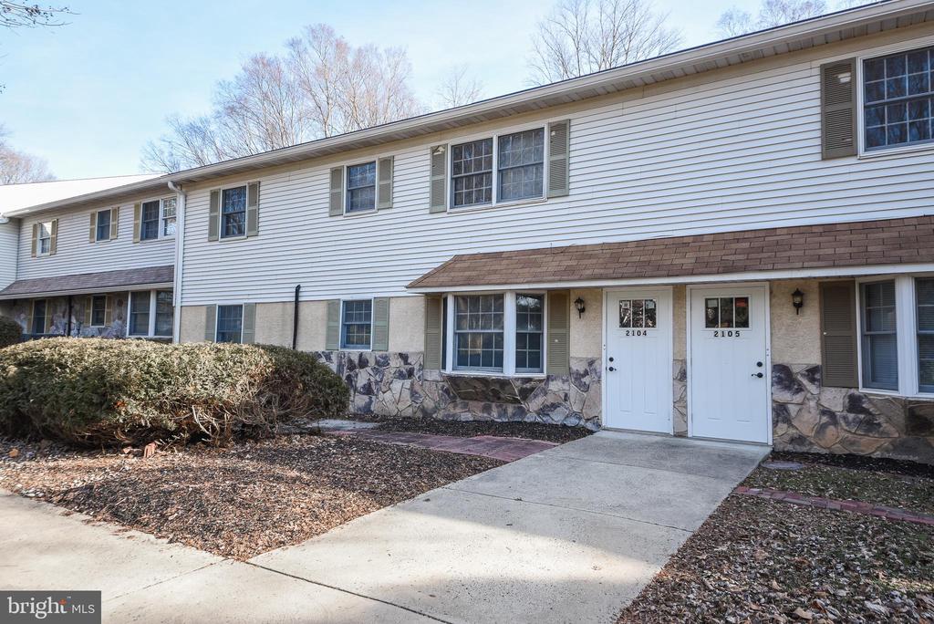 2104-2 WHITPAIN HILLS