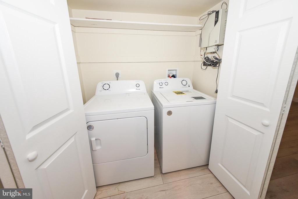 2104-2 WHITPAIN HILLS