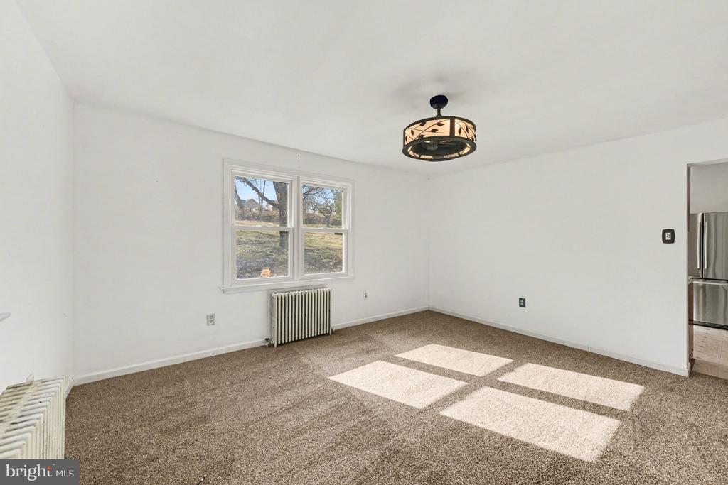 939 GRAVEL PIKE