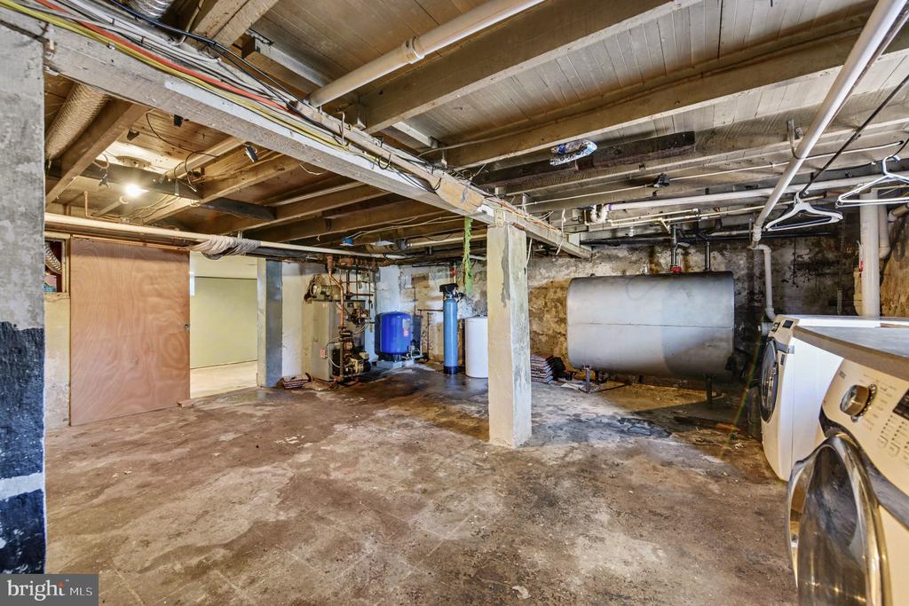 939 GRAVEL PIKE