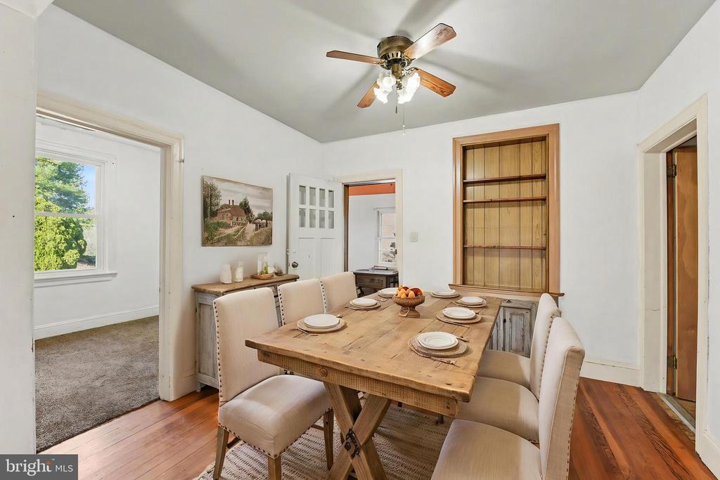 939 GRAVEL PIKE