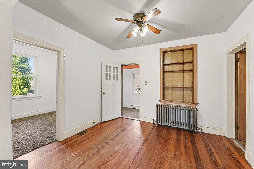 939 GRAVEL PIKE