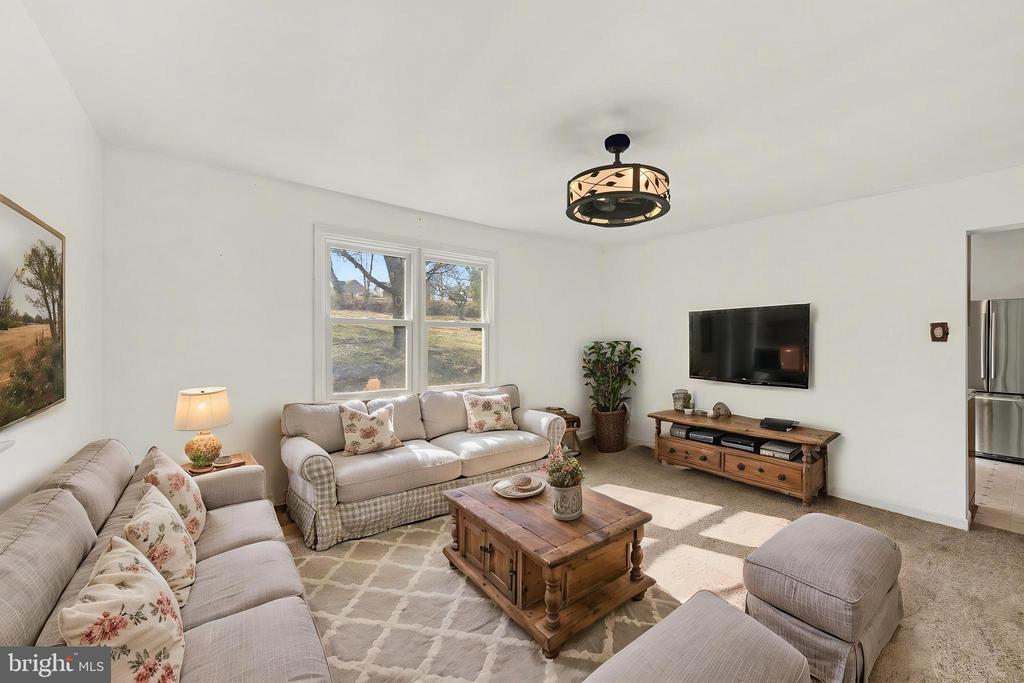 939 GRAVEL PIKE