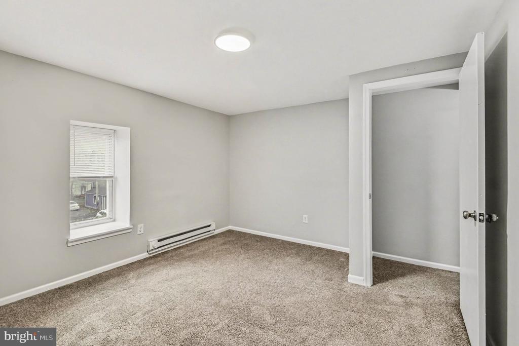 35 E 2ND STREET