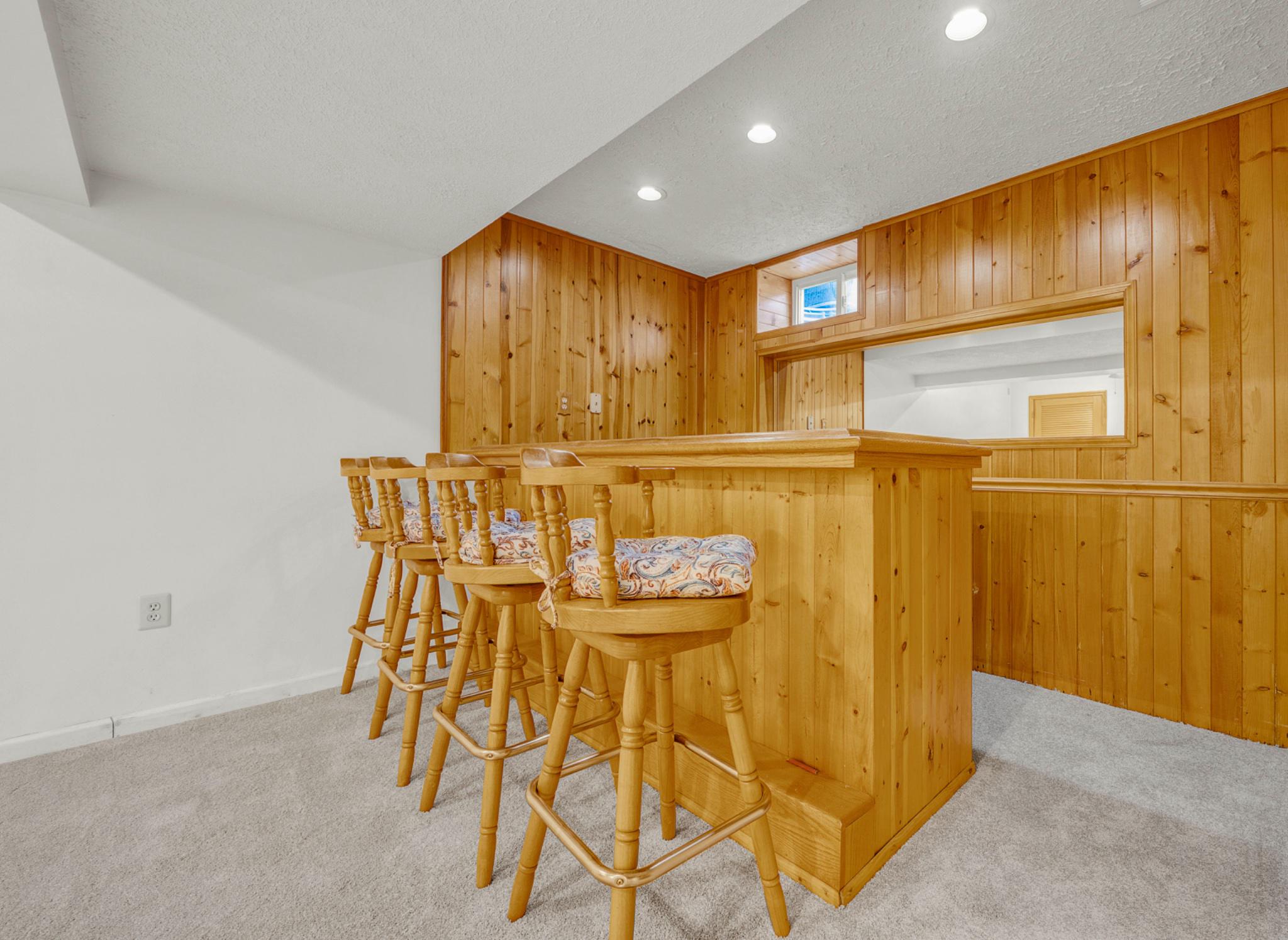 164 JONATHAN DRIVE