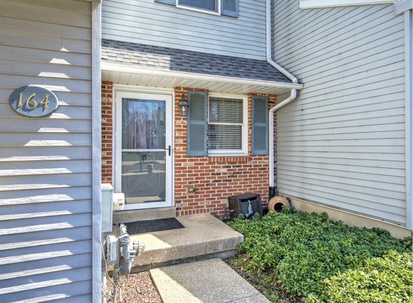 164 JONATHAN DRIVE