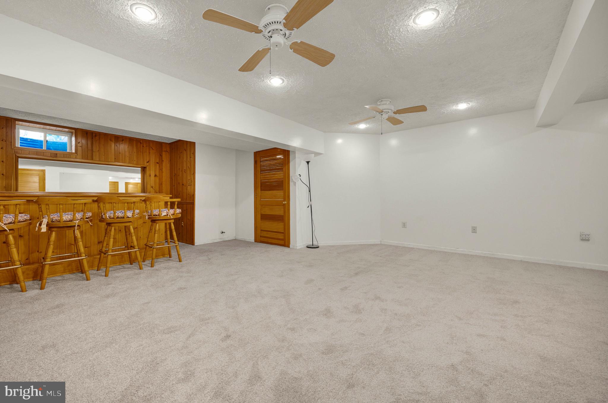 164 JONATHAN DRIVE