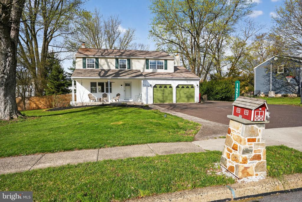 1210 HUNTER HILL DRIVE