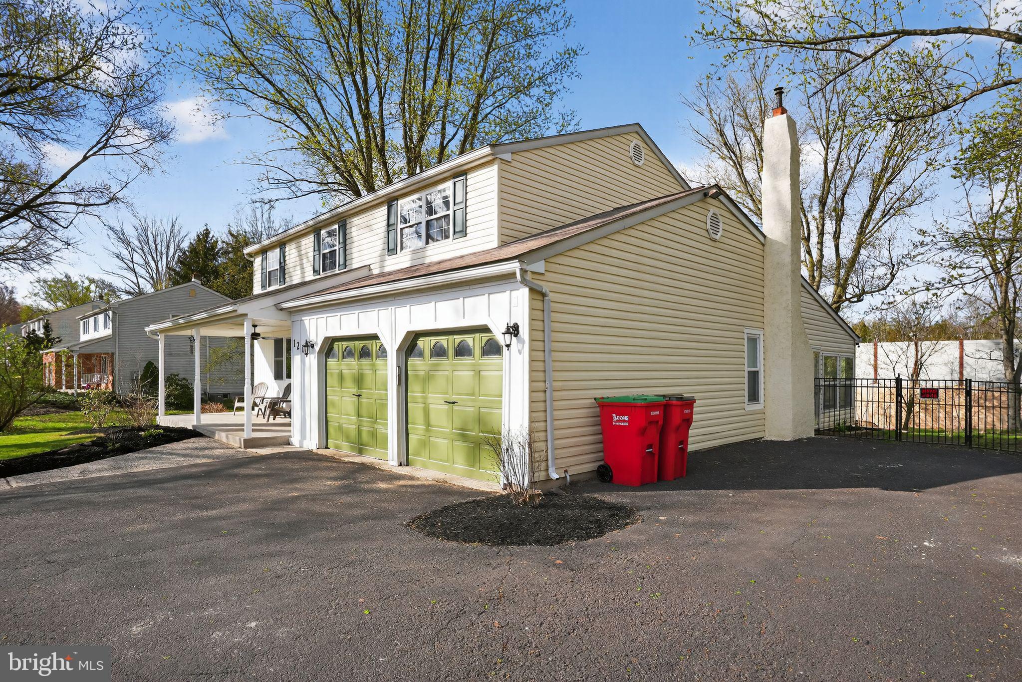 1210 HUNTER HILL DRIVE