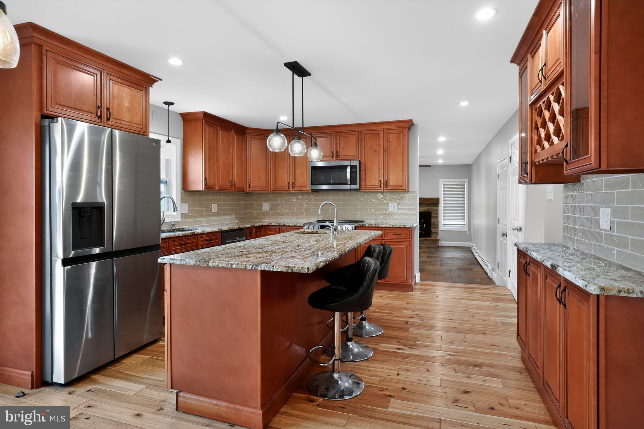 1210 HUNTER HILL DRIVE