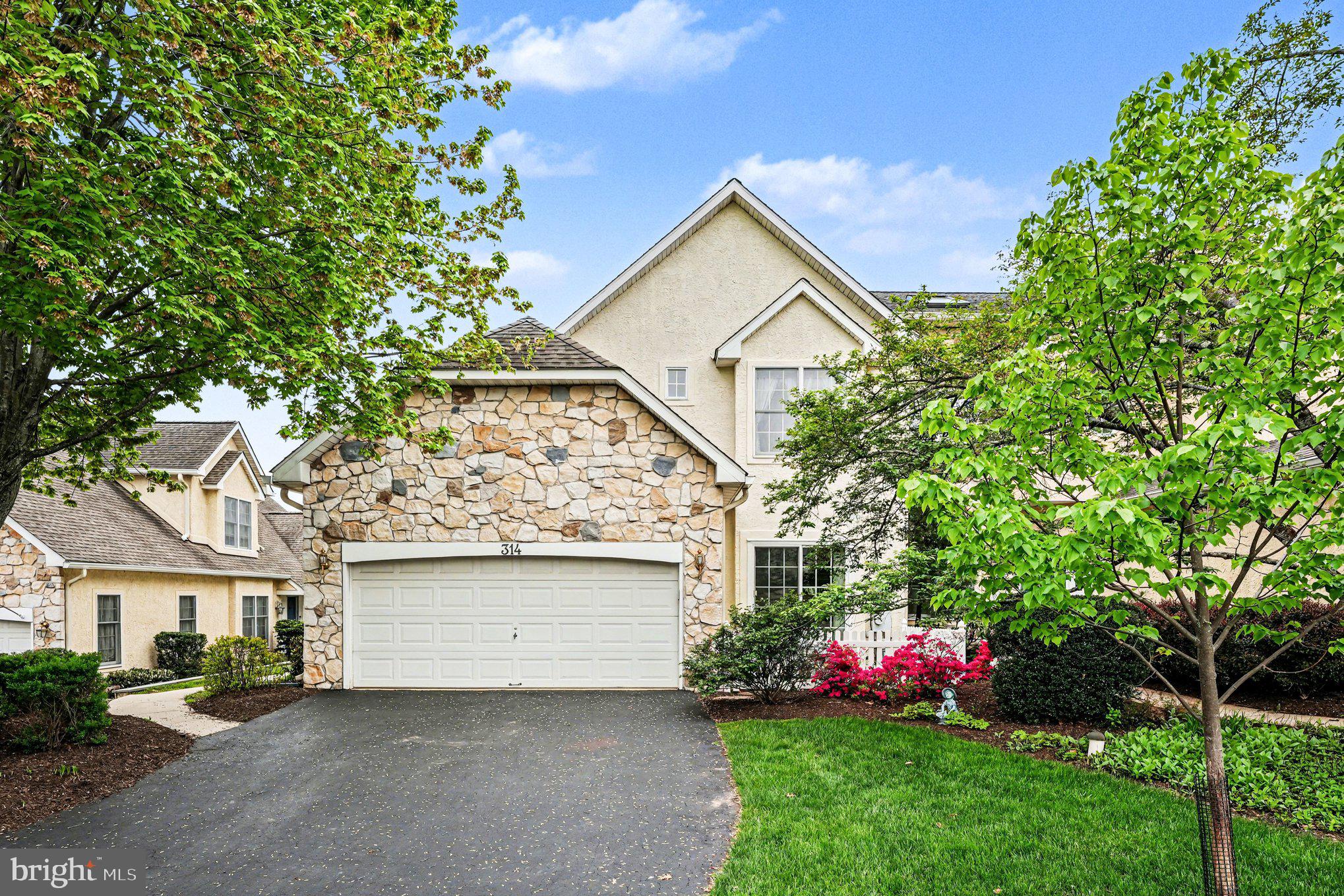314 SAINT ANDREWS PLACE