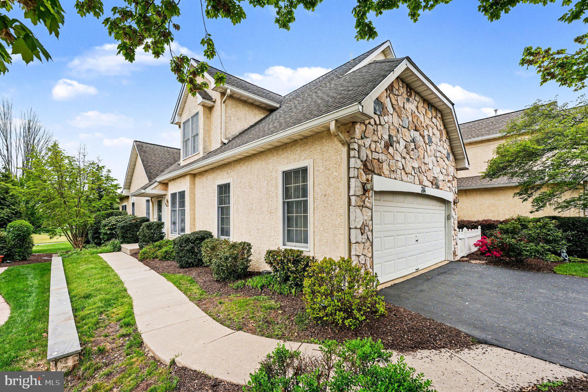 314 SAINT ANDREWS PLACE