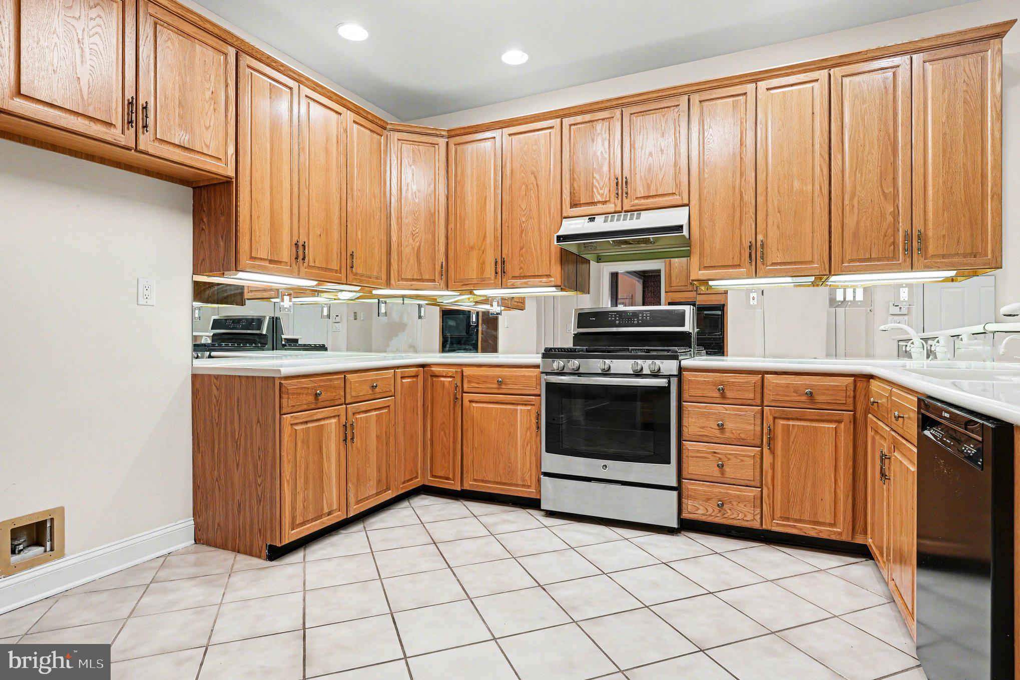 314 SAINT ANDREWS PLACE