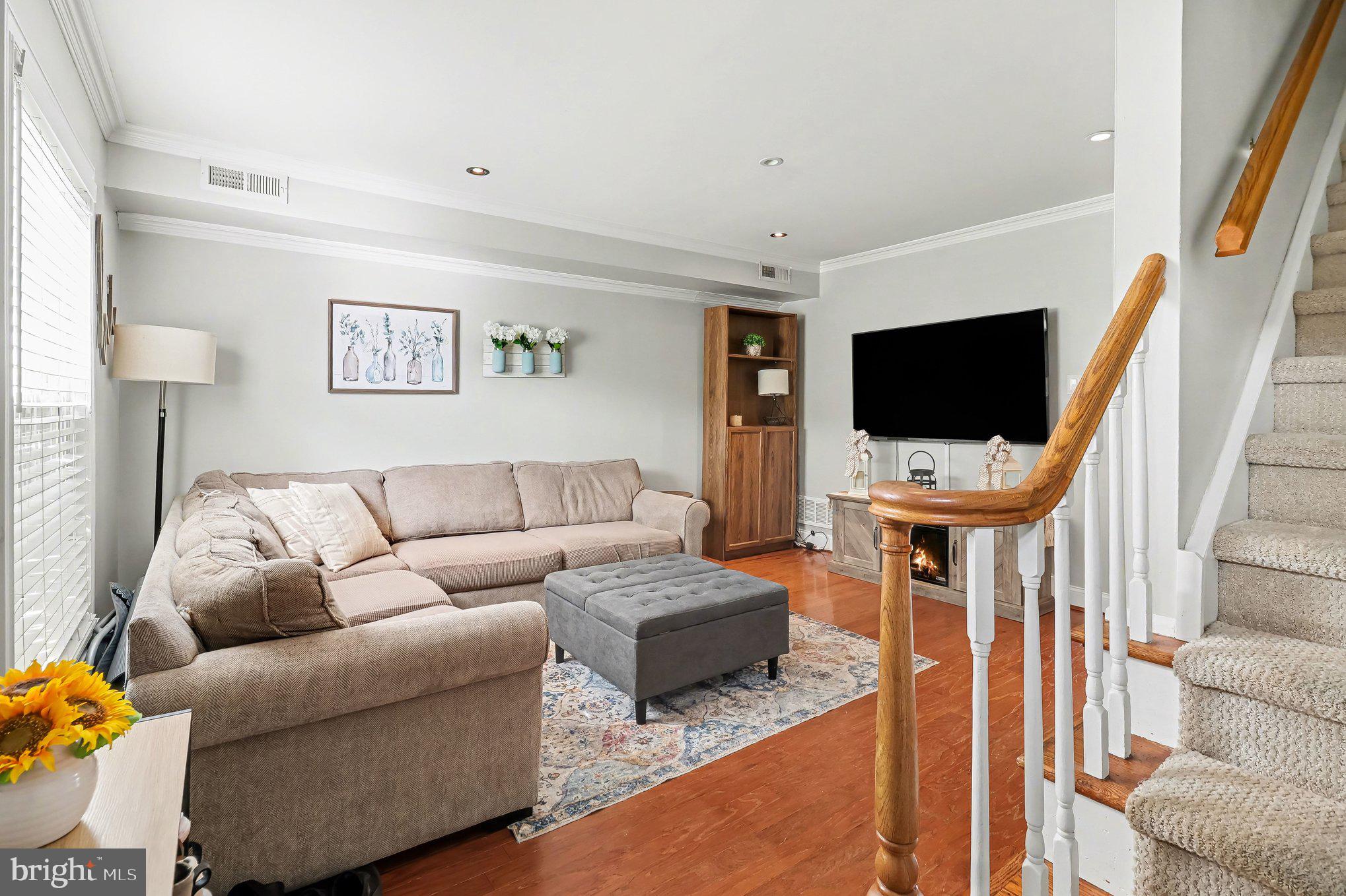 122 WELLINGTON TERRACE 10-A