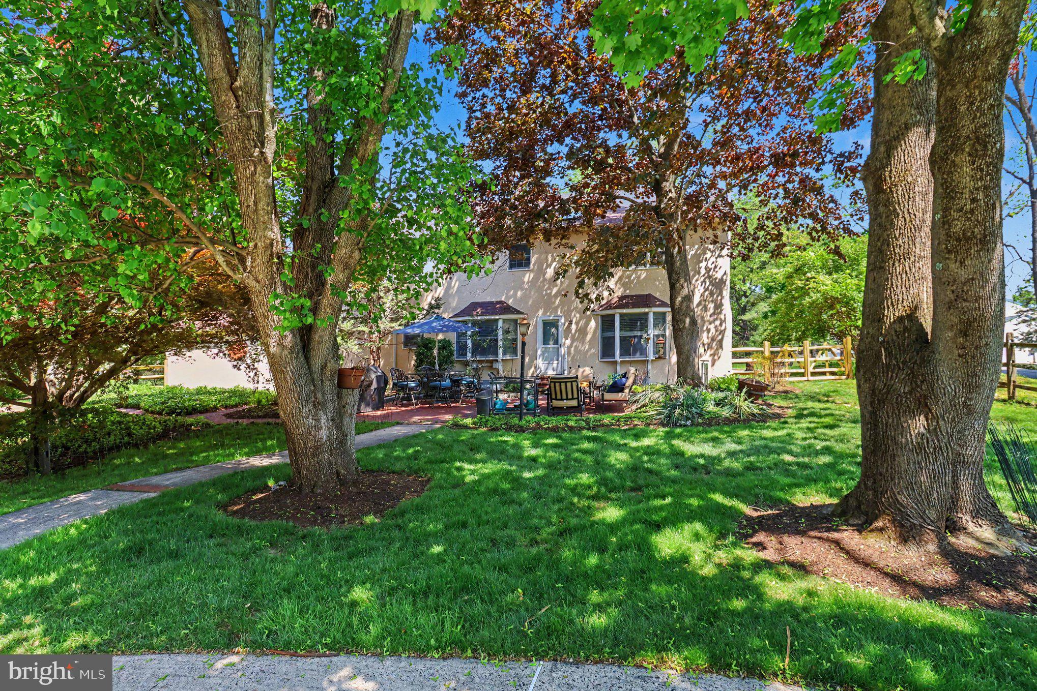 450 DUNDEE DRIVE